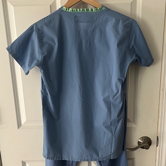 Blue Scrub Set - Picture 6 of 13